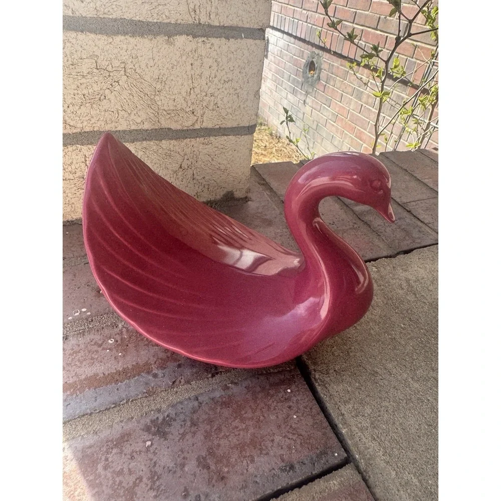 Vintage Swan Towel Holder Mauve Japan Saturday Knight LTD